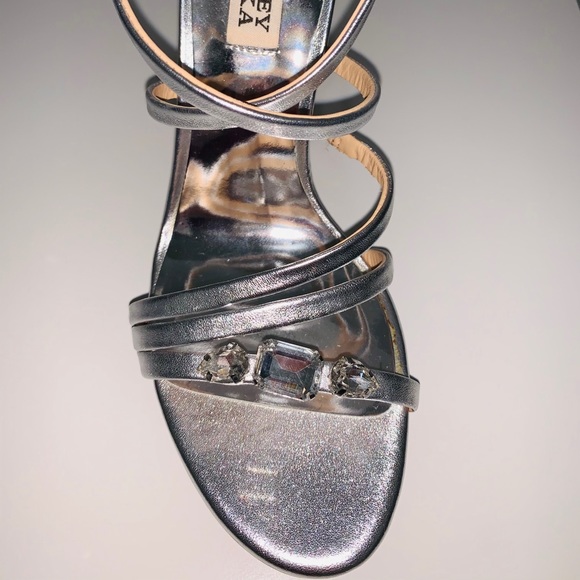 Badgley Mishka - crystal embellished heels - Picture 4 of 8